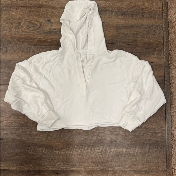 aerie Tops - Aerie Women’s White Cropped Hoodie small